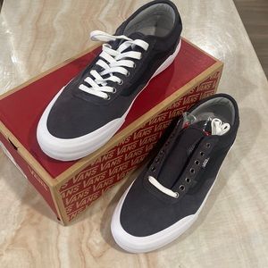 Mens 11.5(M) Chima Pro 2 Vans